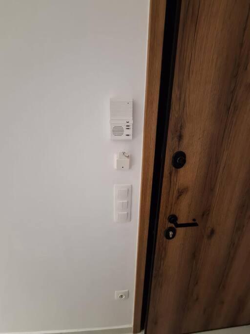 Spacious And Modern Flat At Koukaki, Near Acropolis Atenas Exterior foto