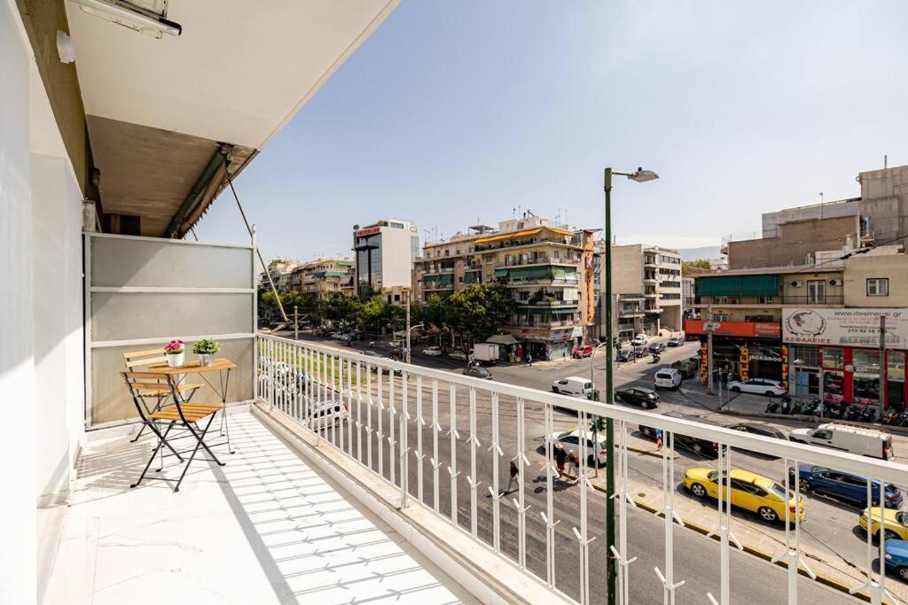 Spacious And Modern Flat At Koukaki, Near Acropolis Atenas Exterior foto
